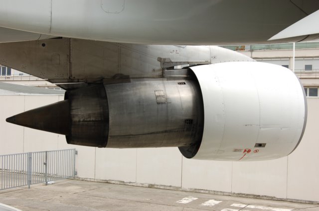 boing737engine.jpg