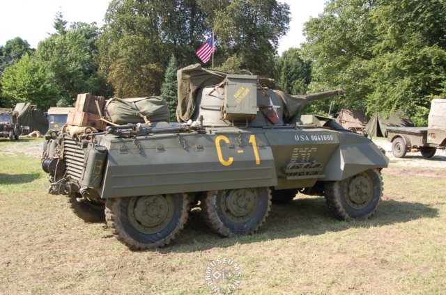 m8greyhound.jpg