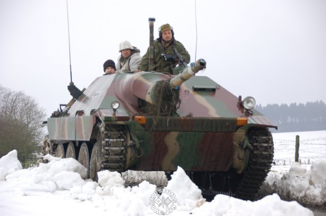 jagdpanzer38hetzer2.jpg