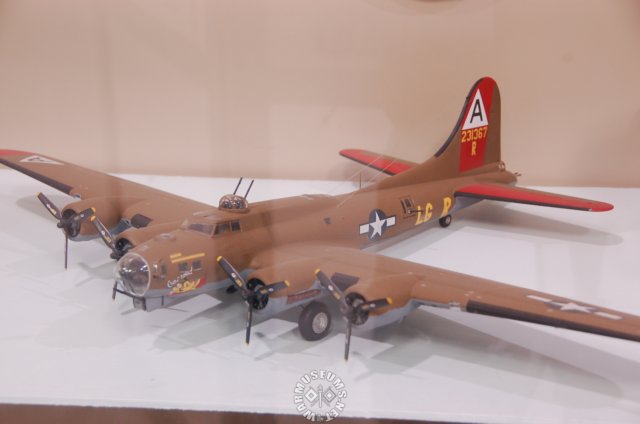 b17gscalemodel.jpg