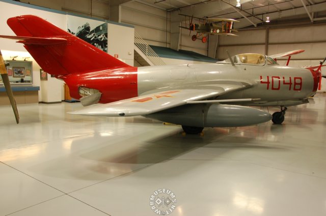 mig15.jpg