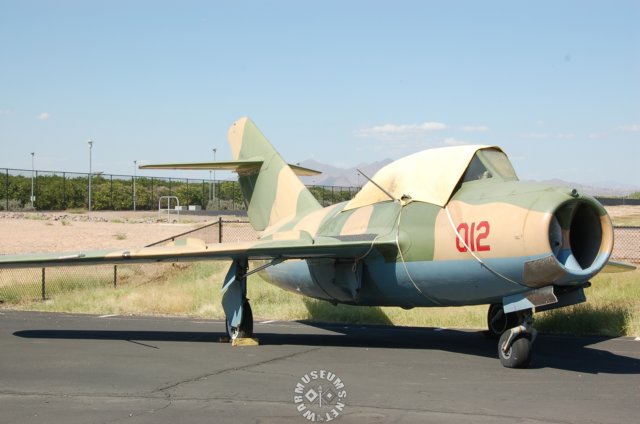 mig15uti.jpg