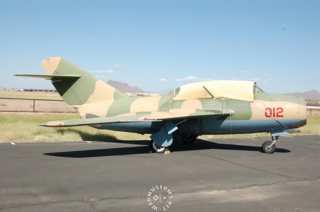 mig15uti2.jpg