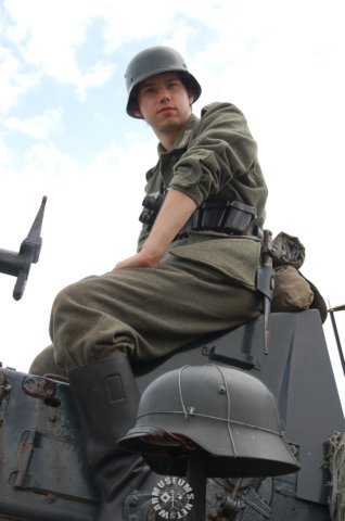germansoldier3.jpg