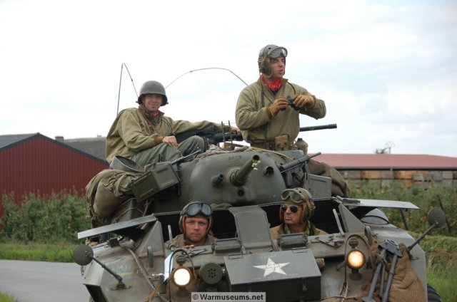 m8greyhoundcrewmembers.jpg
