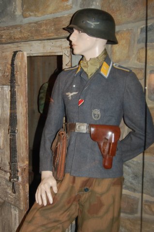 luftwaffesoldier3.jpg