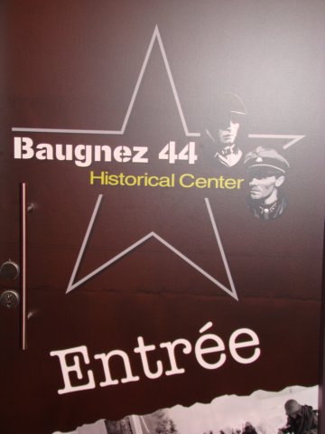 museumentrancedoor.jpg
