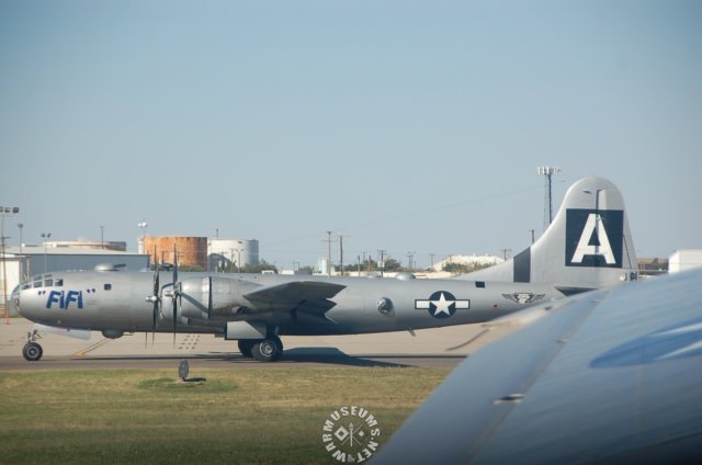 b29seenfrominsideab17.jpg