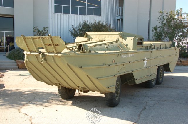 dukw.jpg