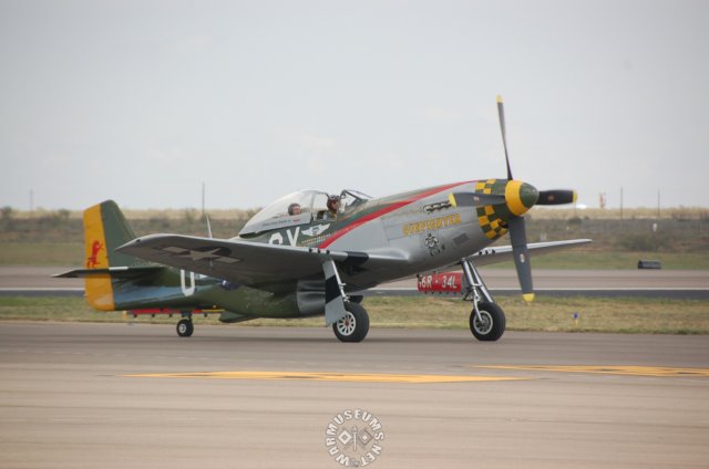 p51dmustangrightsideview.jpg