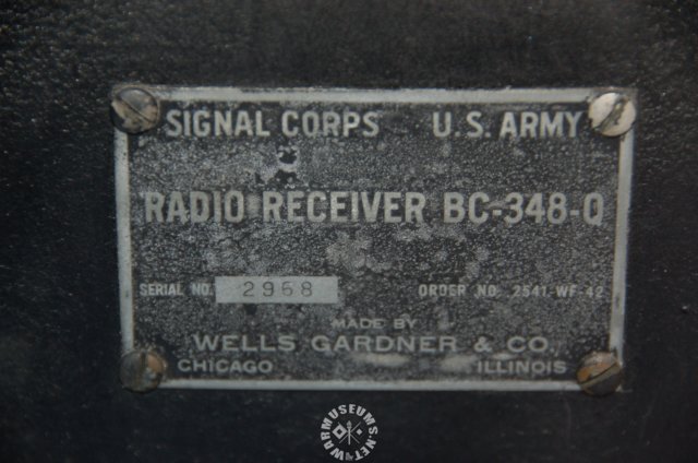 radioreceiverplateinb17.jpg