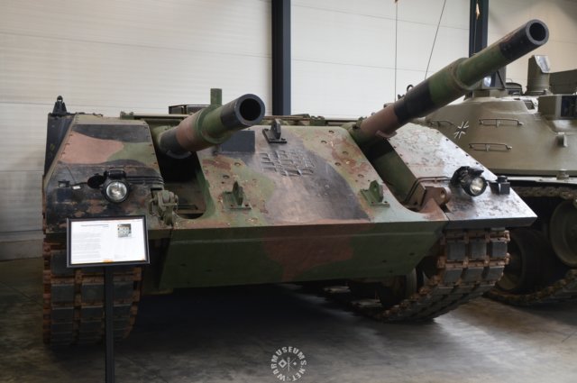 doppelrohrkasemattpanzerfvt02prototype.jpg