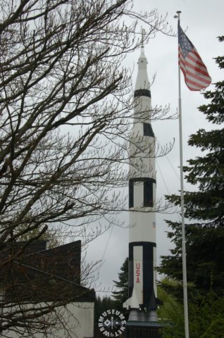usspacerocket2.jpg