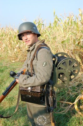 germansoldiertransmissionregiment.jpg