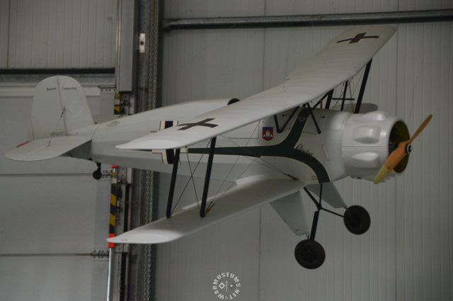 bueckerb131b.jpg