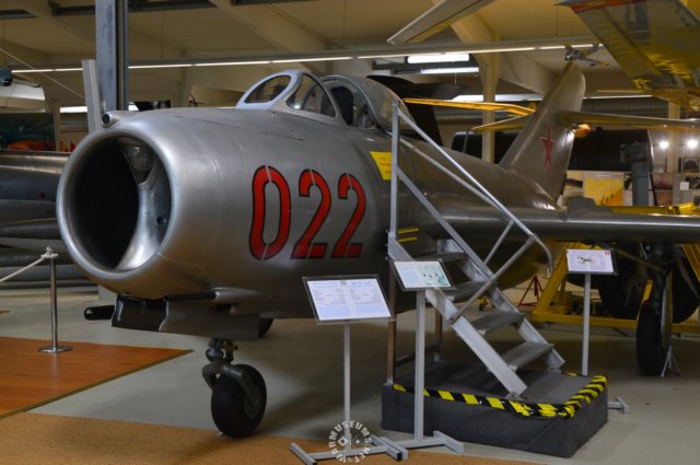 mig15.jpg