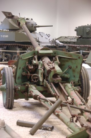pak40rearview.jpg