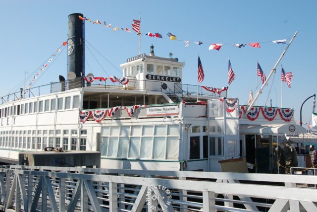 museumentrancesteamboat.jpg