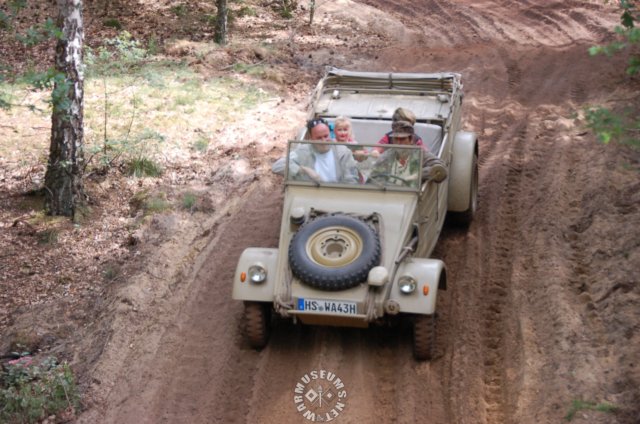 vwtype82kubelwagen.jpg