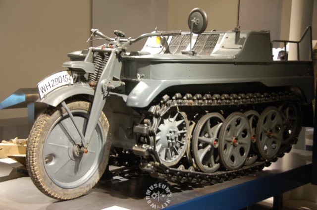 sdkfz2kettenkrad.jpg