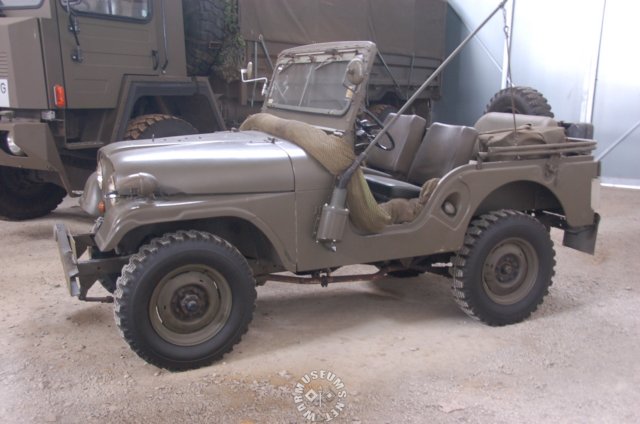jeepkaisercj5196472.jpg