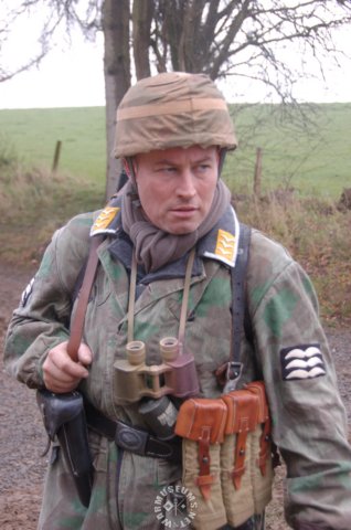 fallschirmjagerfeldwebelobergefreiter3.jpg