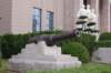 canonwithstatue_small.jpg
