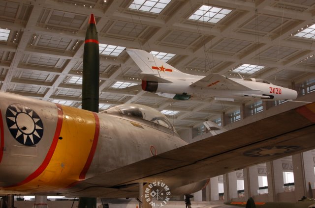 f86withmig21.jpg