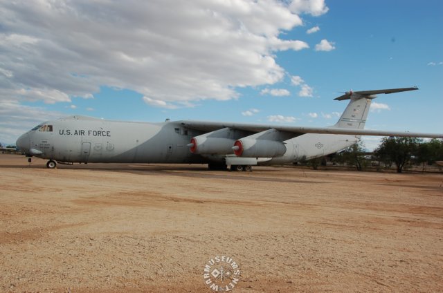 lockheedc141bstarlifter.jpg