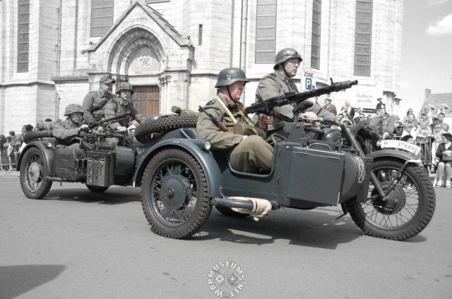 twogermansidecars.jpg