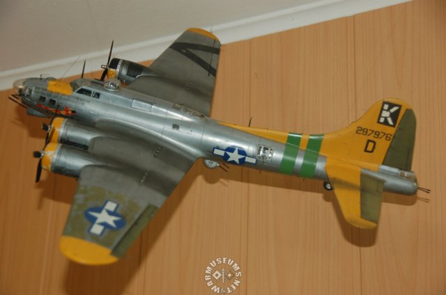 b17.jpg