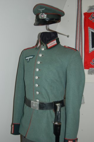 germanofficer2.jpg