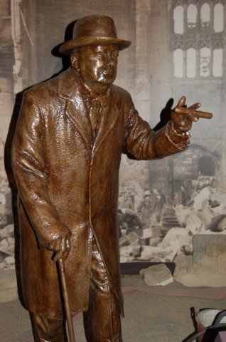 winstonchurchillstatue.jpg