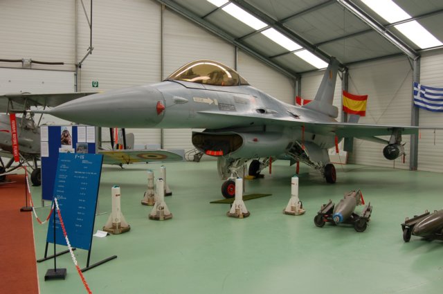 f16.jpg