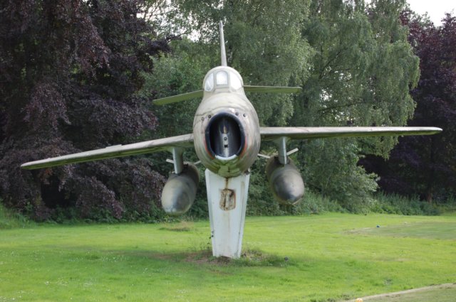f84efrontview.jpg