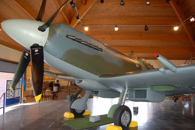 spitfireleftfrontview.jpg