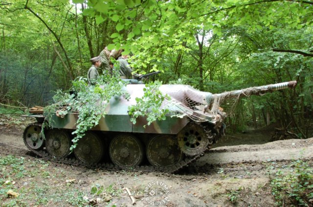 jagdpanzer38hetzer3.jpg