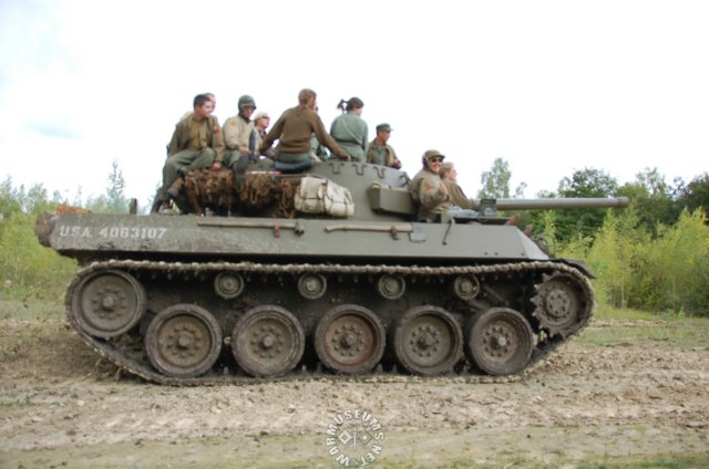m18hellcat4.jpg