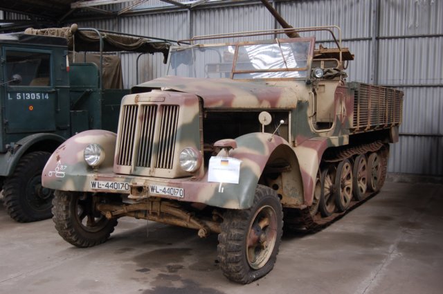 sdkfz72.jpg