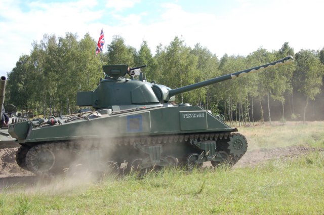 shermanfireflyrightsideview3.jpg