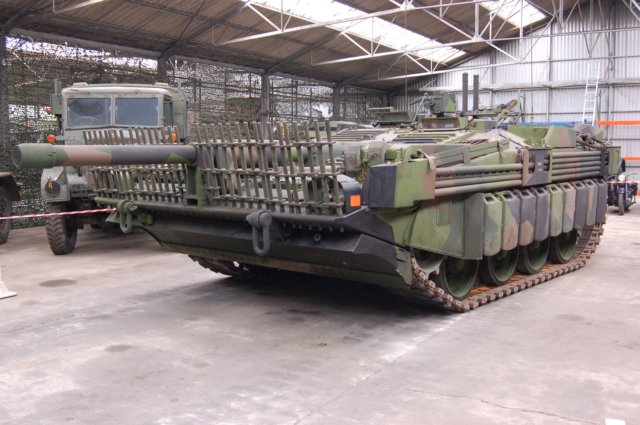 sweedishstridsvagnstrv103.jpg