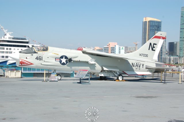 f8crusader.jpg