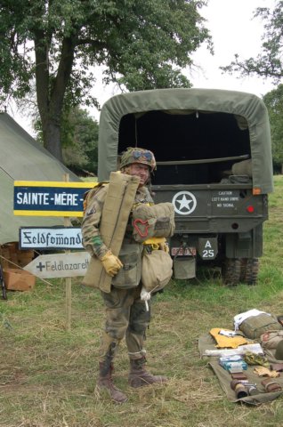 paratrooper.jpg