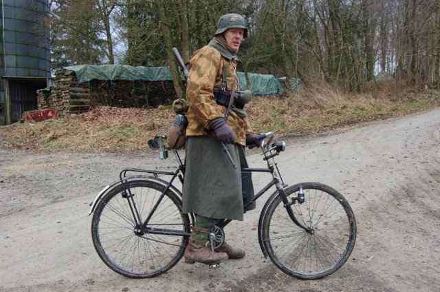 germansoldierwithbicycle.jpg