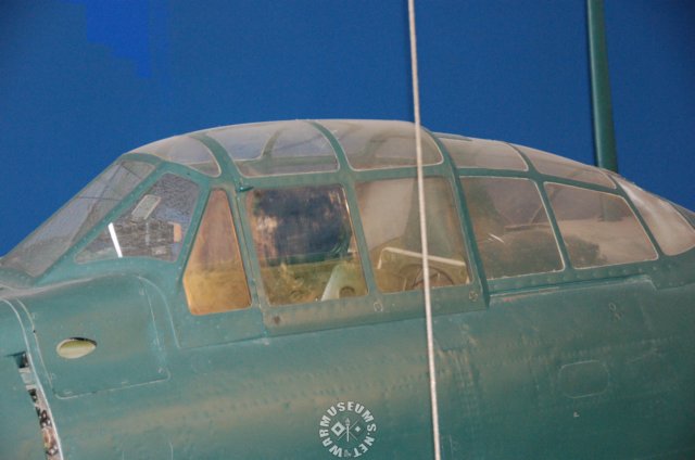 a6m2zerocockpit.jpg