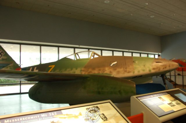 me2622.jpg