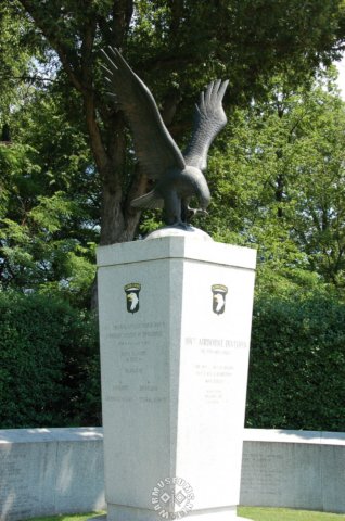 stairborneusmemorial.jpg