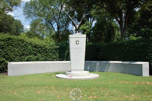 stairborneusmemorial3.jpg