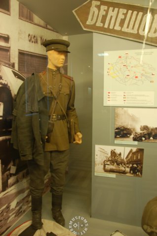 russianofficer.jpg
