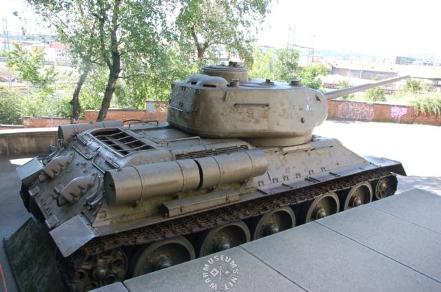 t34854.jpg
